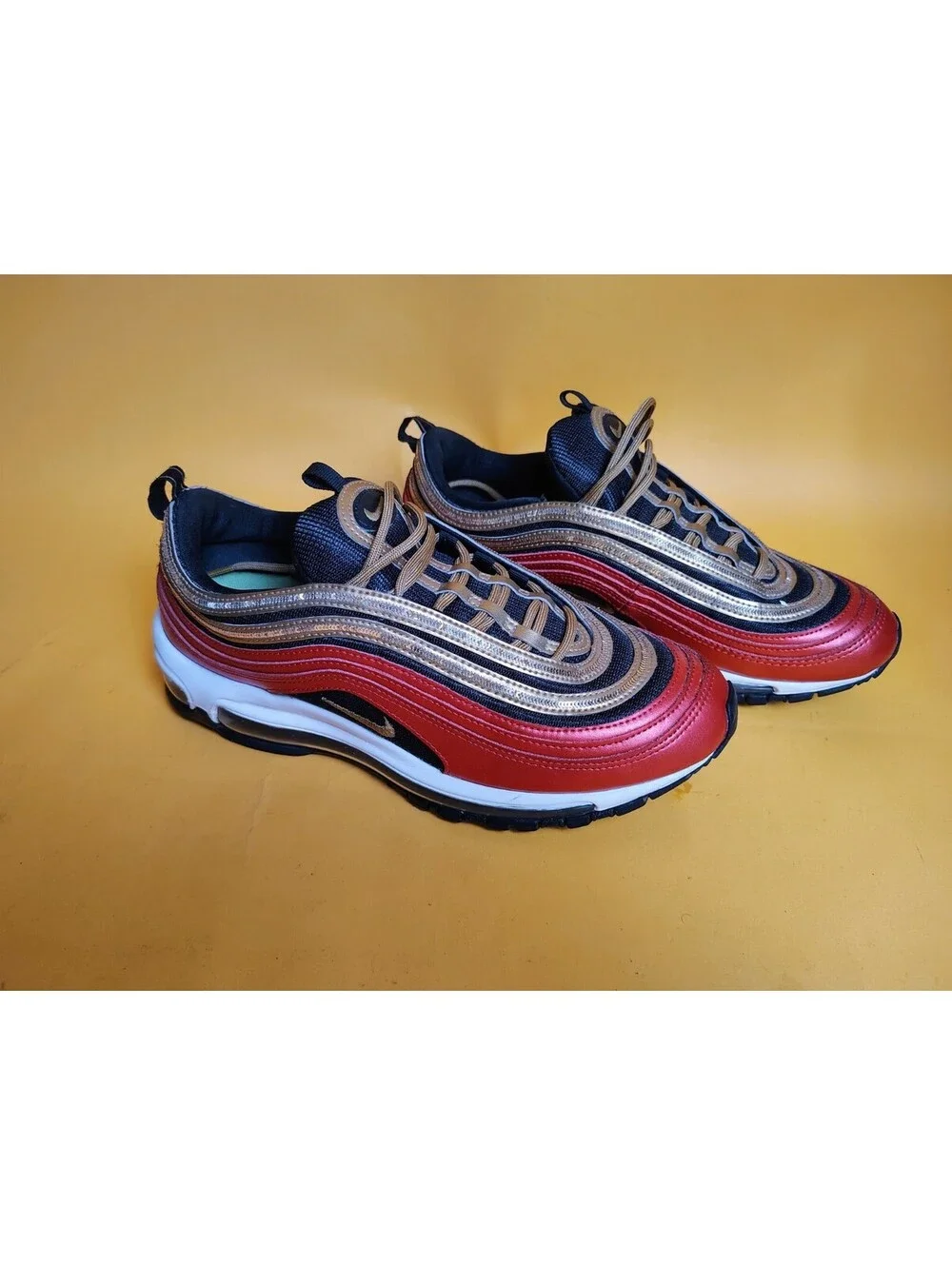 Nike Air Max 97 Red Gold Sequin CT1148-600 Black Gym Red Women's Size 10 Used